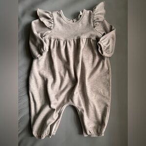 Adorable Gray Ruffled Kids Bodysuit Romper Sweatshirt